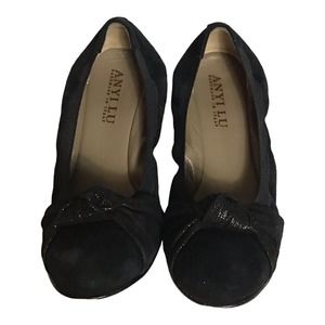 Anyi Lu  Women Suede Ballet Flats with  slight Wedge   Sz. 38.5/ 8.5US EUC